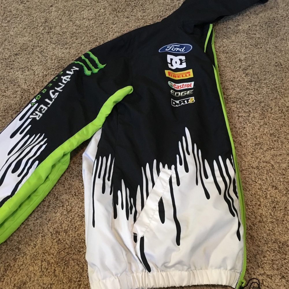 ✨Flash Sale✨ DC apparel jacket